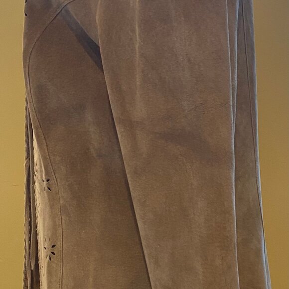 Light as Air Fine Cutwork Suede Jacket, Whipstitched. INC Brand Size Medium - Picture 3 of 4